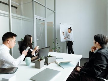 哪些美國(guó)公司因高價(jià)值而不被取消？