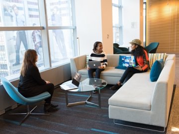 港企注冊(cè)后能否在內(nèi)地開(kāi)戶(hù)及信息透明度差異